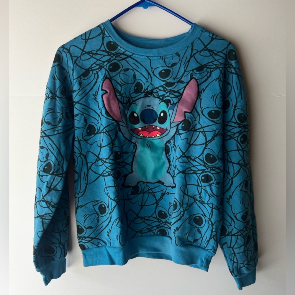 Disney’s Stitch All Over Print Women’s  Sweater Size Medium